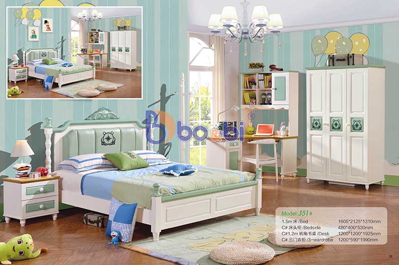 Giường ngủ trẻ em họa tiết xinh xắn BBHHM351G-2